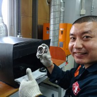 製品もクルマも真心こめて! 製品もクルマも真心こめて!